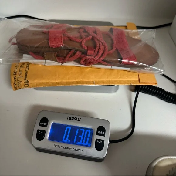 FRYE "Ruth" Whipstitch Ankle Strappy Sandals Flats in Coral US 7.5M - Picture 10 of 11